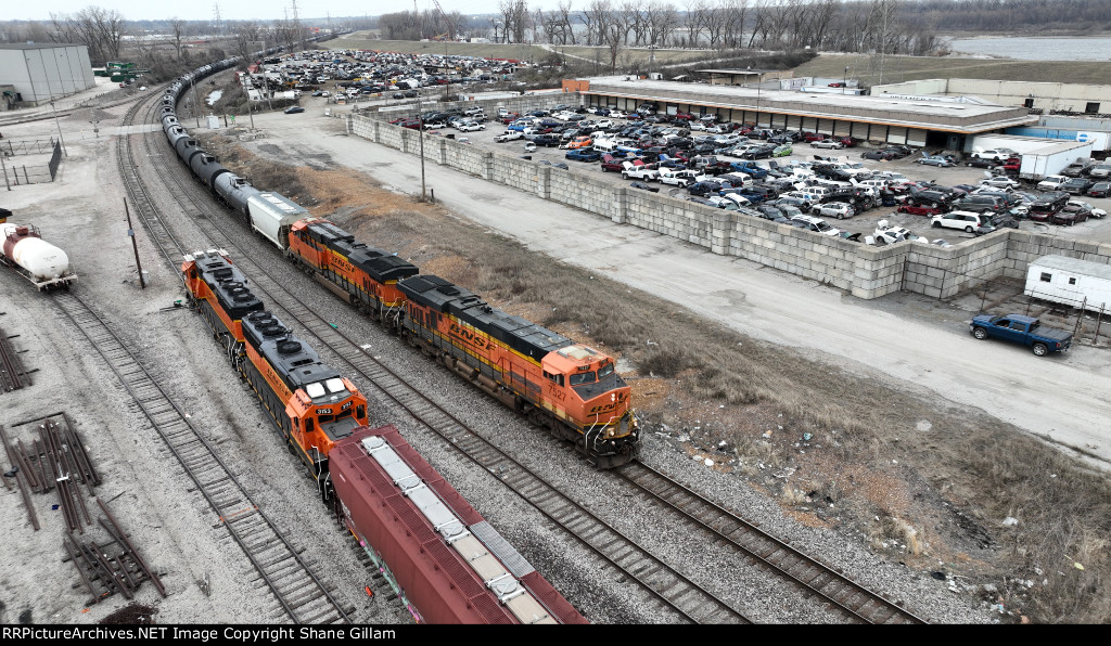 BNSF 7527